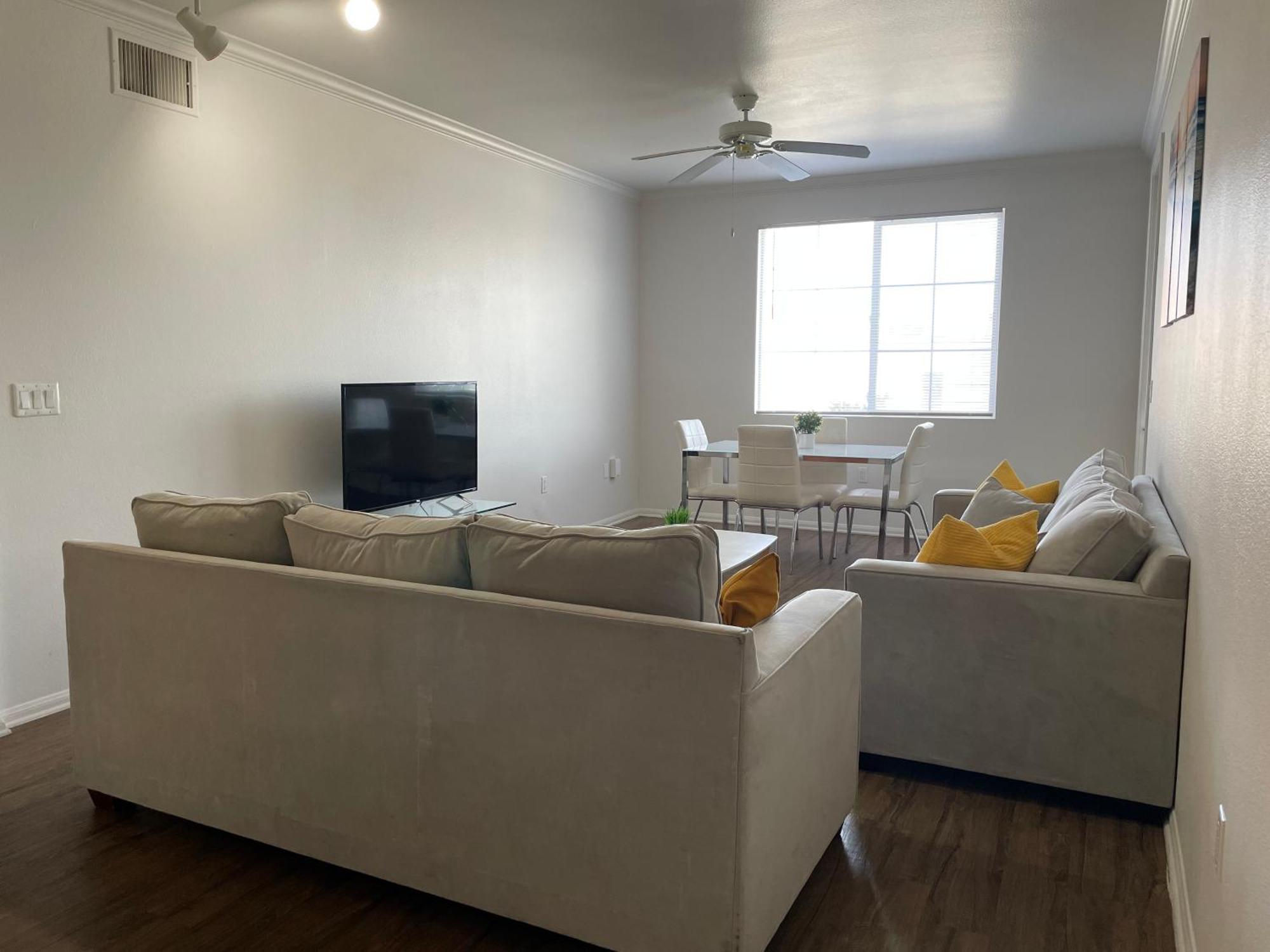 Two Bedroom Sleeps 6 With Free Parking Near Boating Appartement