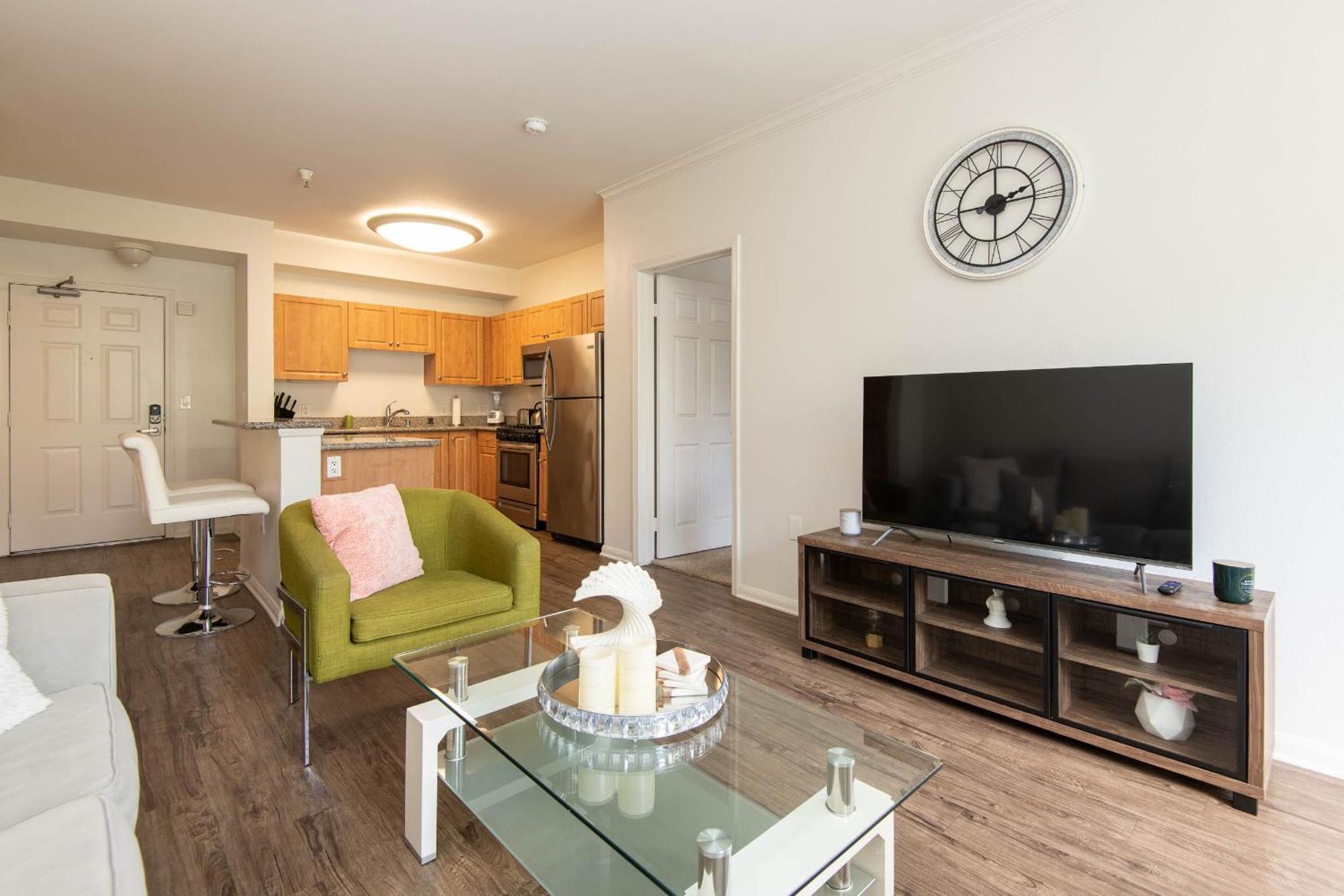 Two Bedroom Sleeps 6 With Free Parking Near Boating Appartement *